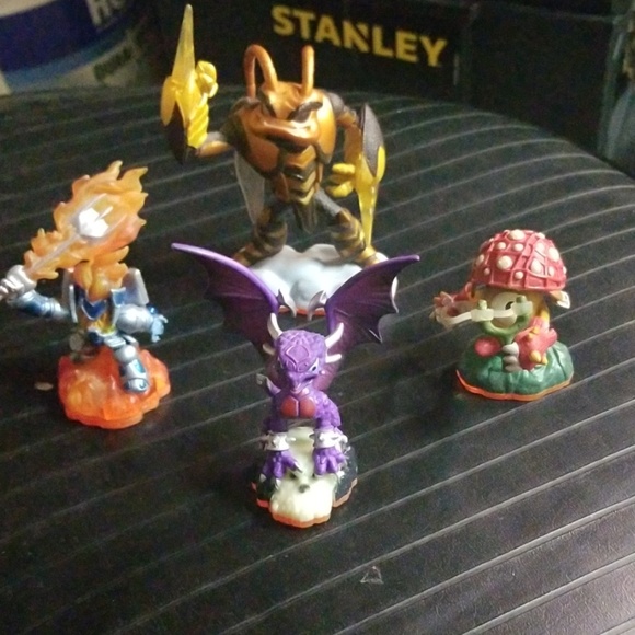 Disney infinity video game not included - Picture 7 of 7